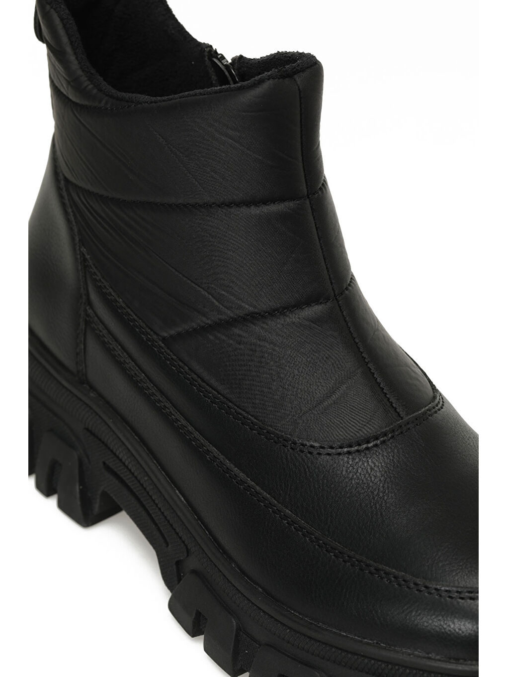 166652.Z4PR Siyah Kadın Bot-6