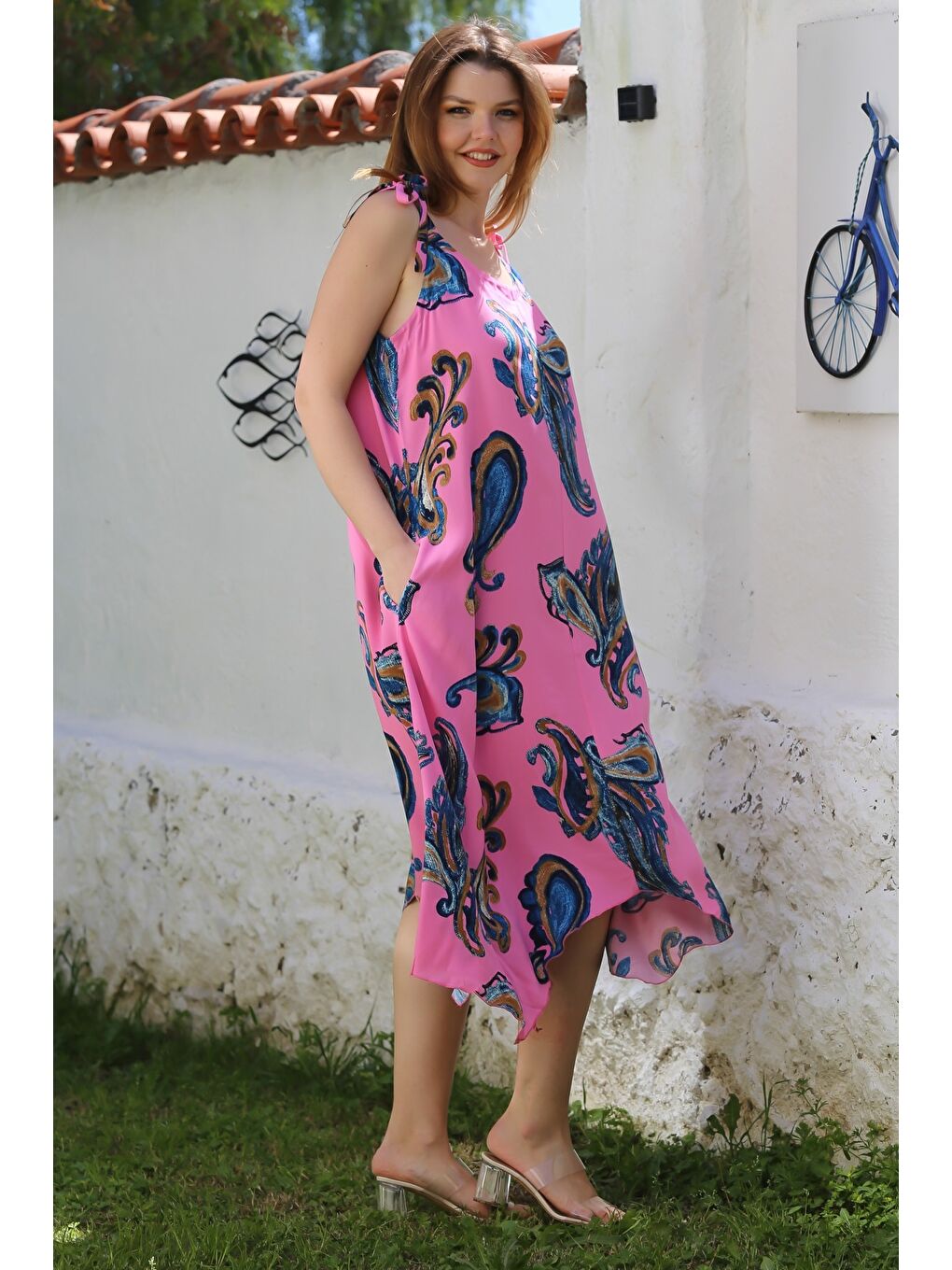 Pembe Yakasız Askılı Şal Desenli Gizli Cepli Casual Viskon Dokuma Elbise 125 58-5