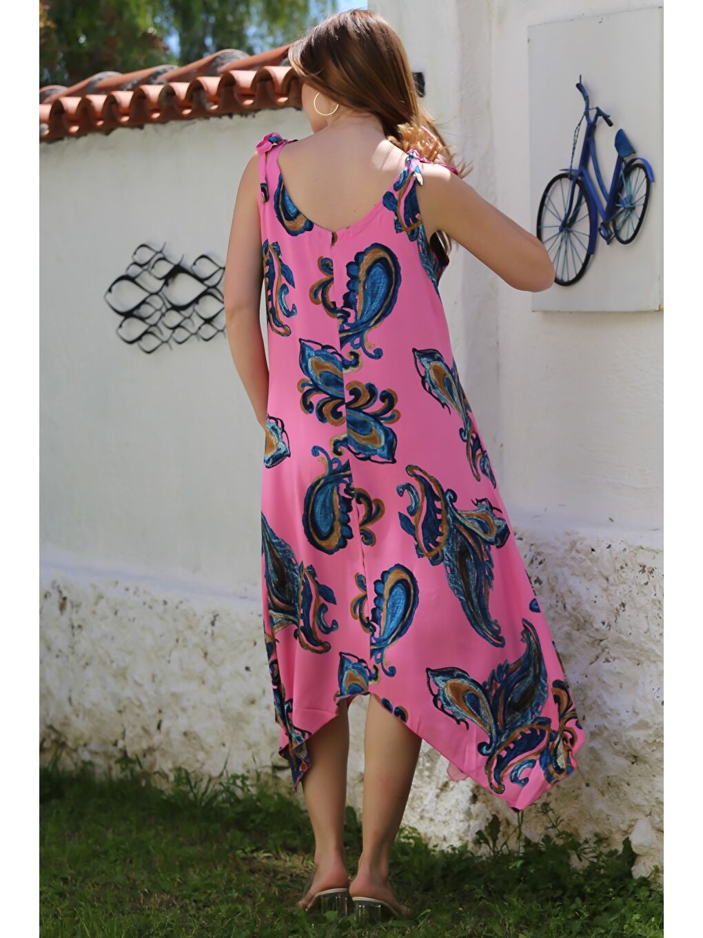 Pembe Yakasız Askılı Şal Desenli Gizli Cepli Casual Viskon Dokuma Elbise 125 58-7