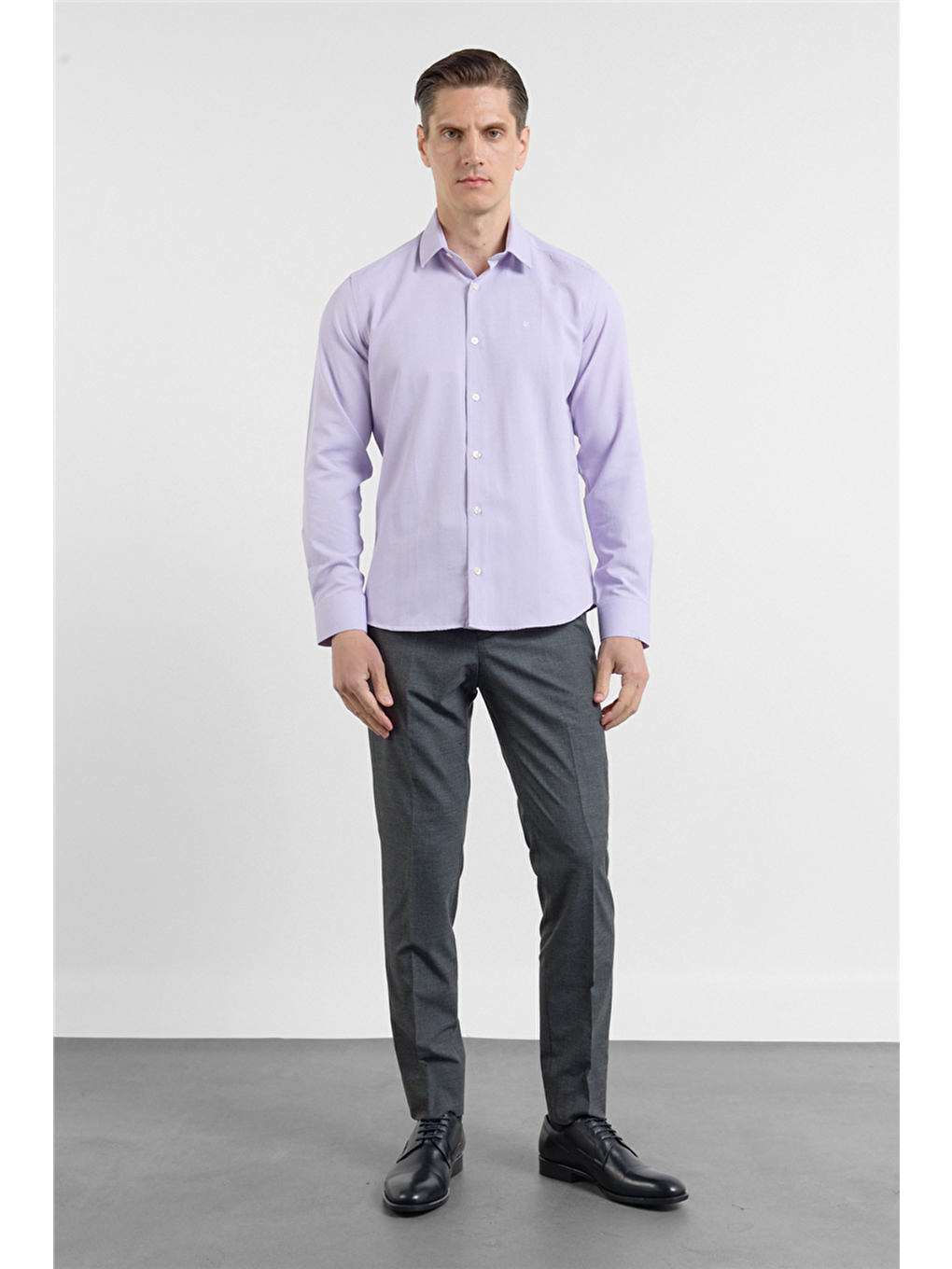 Lila Sert Yaka Uzun Kol Cepsiz Slim Fit Pamuklu Gömlek 1004255284-1