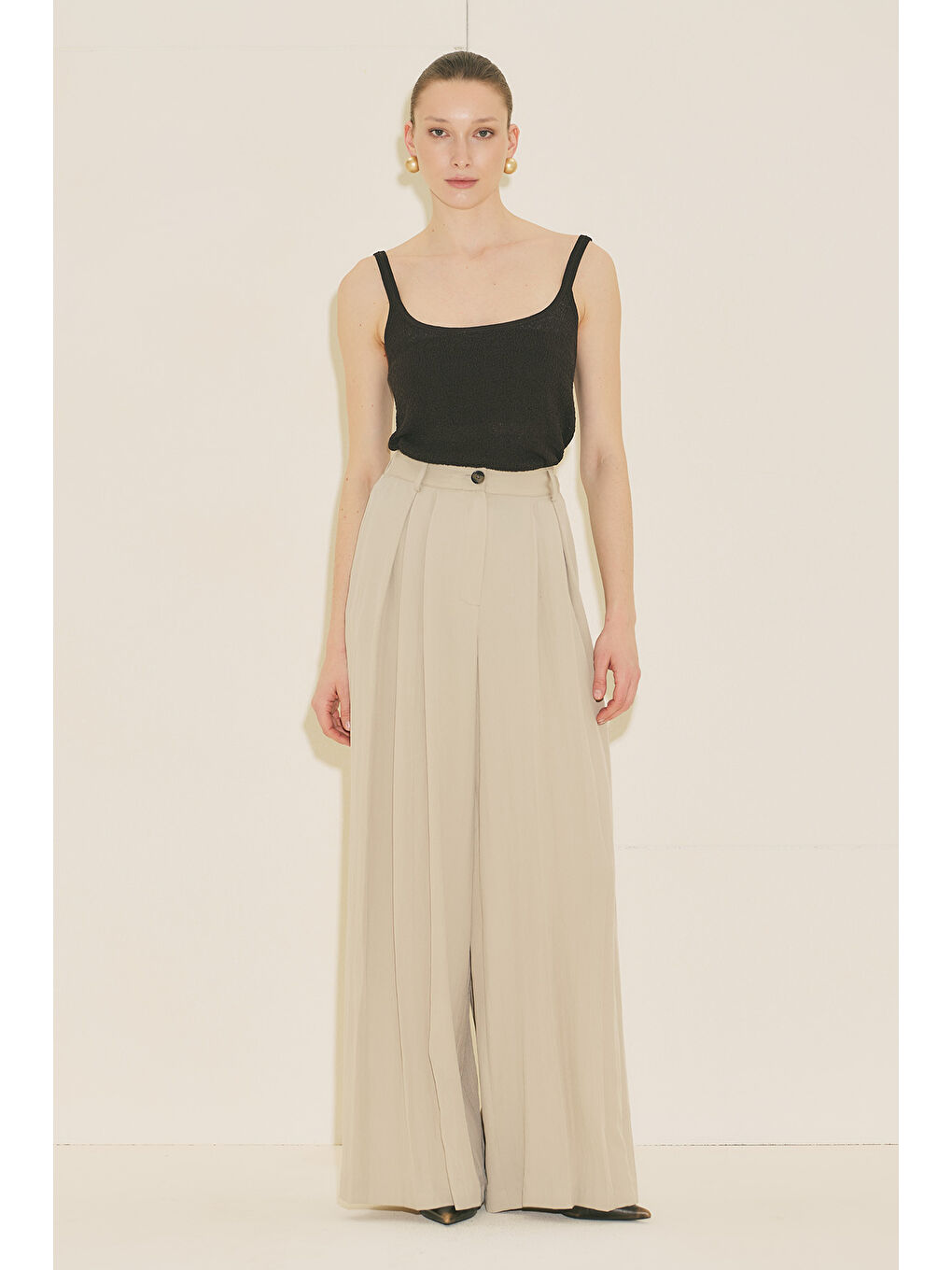 Tansy Pileli Pantolon Bej-5