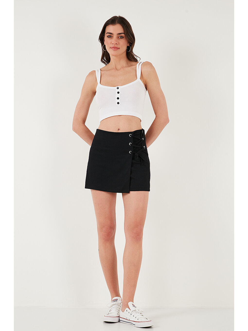 Siyah Streç Bağlamalı Slim Fit Yüksek Bel Mini Şort Etek 5865745