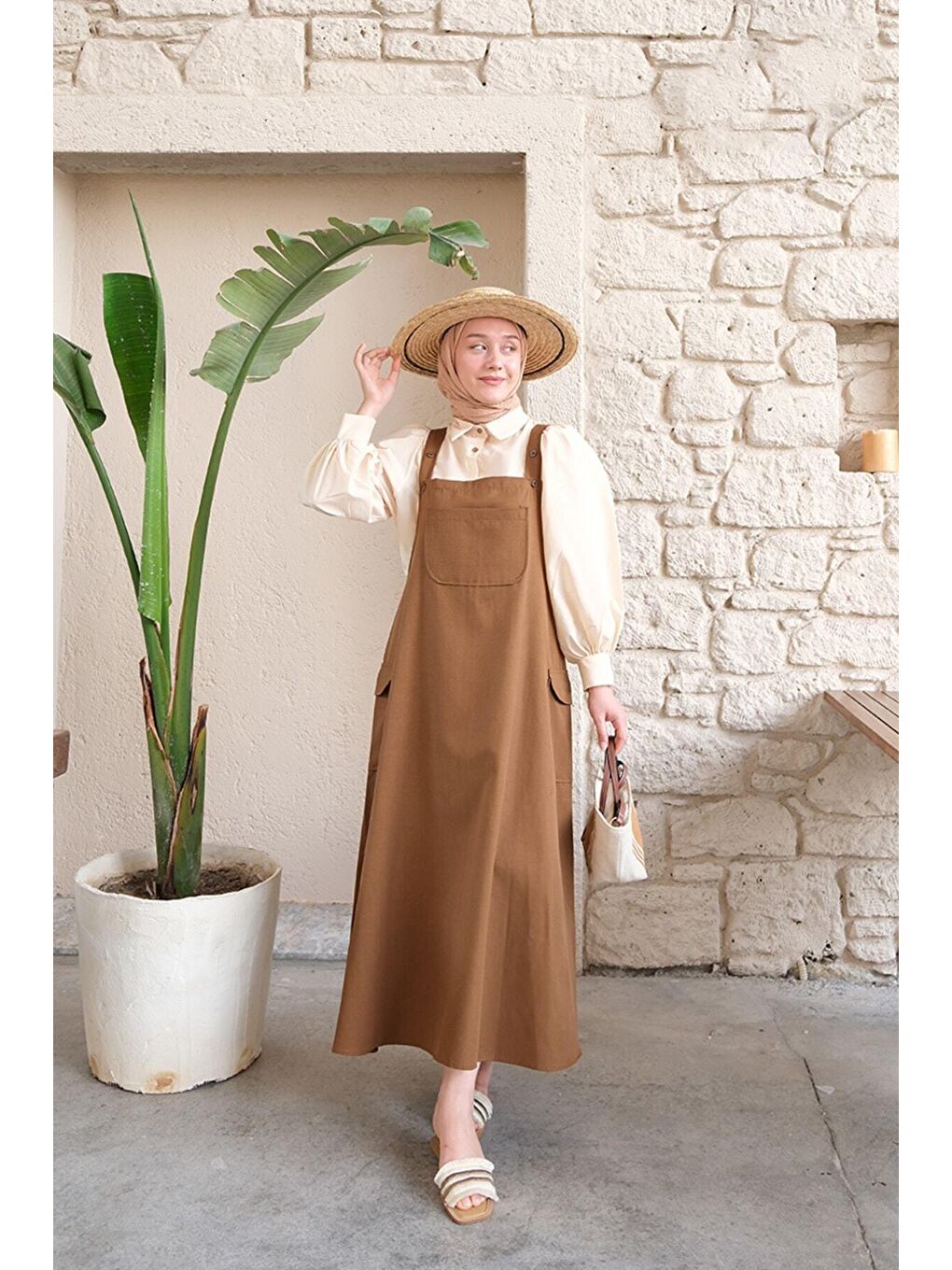 Kahverengi Acı Kahve Keten Etekli Salopet & Krem Klasik Yaka Crop Gömlek-3