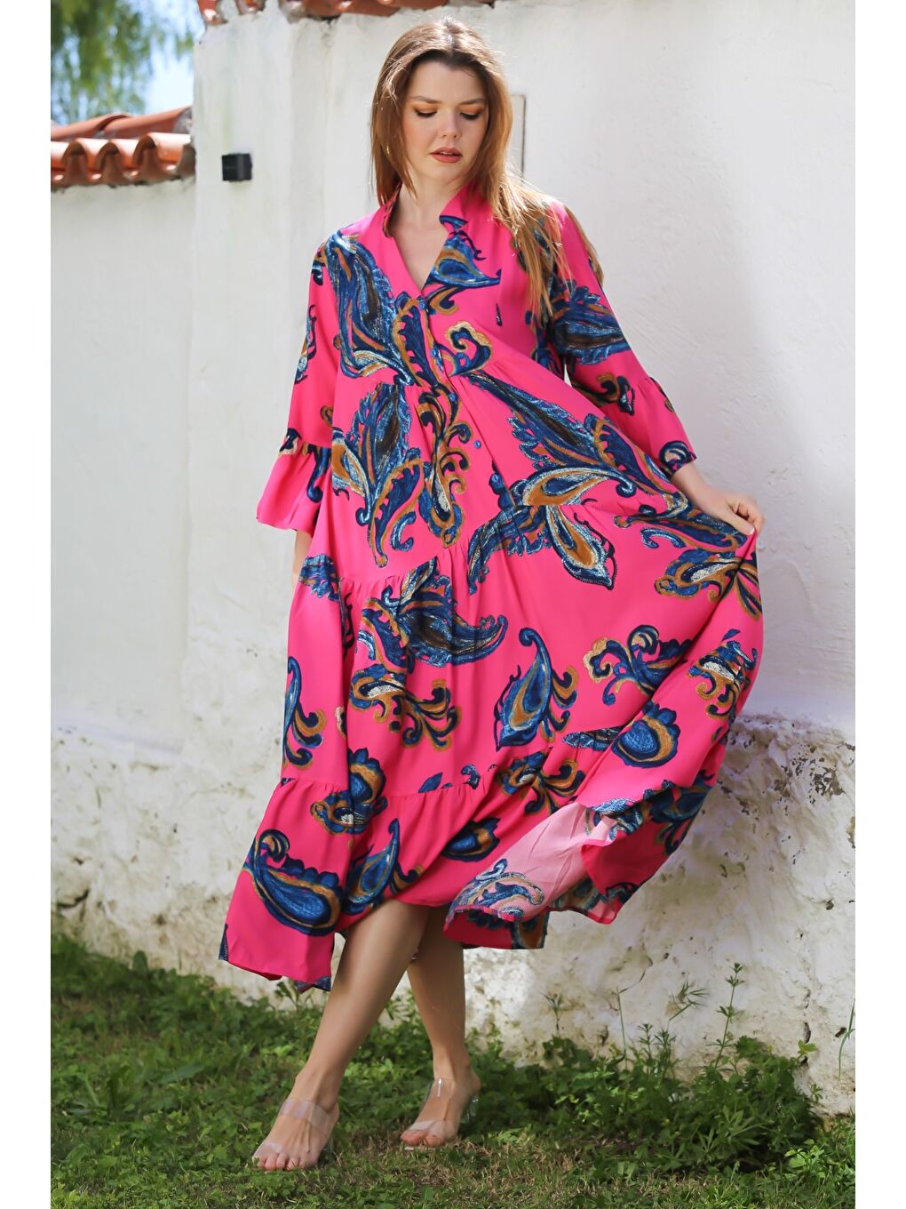 Fuşya V Yaka Fırfırlı Kol Şal Desenli Düğmeli Eteği Fırfırlı Casual Viskon Dokuma Elbise 135 60-2