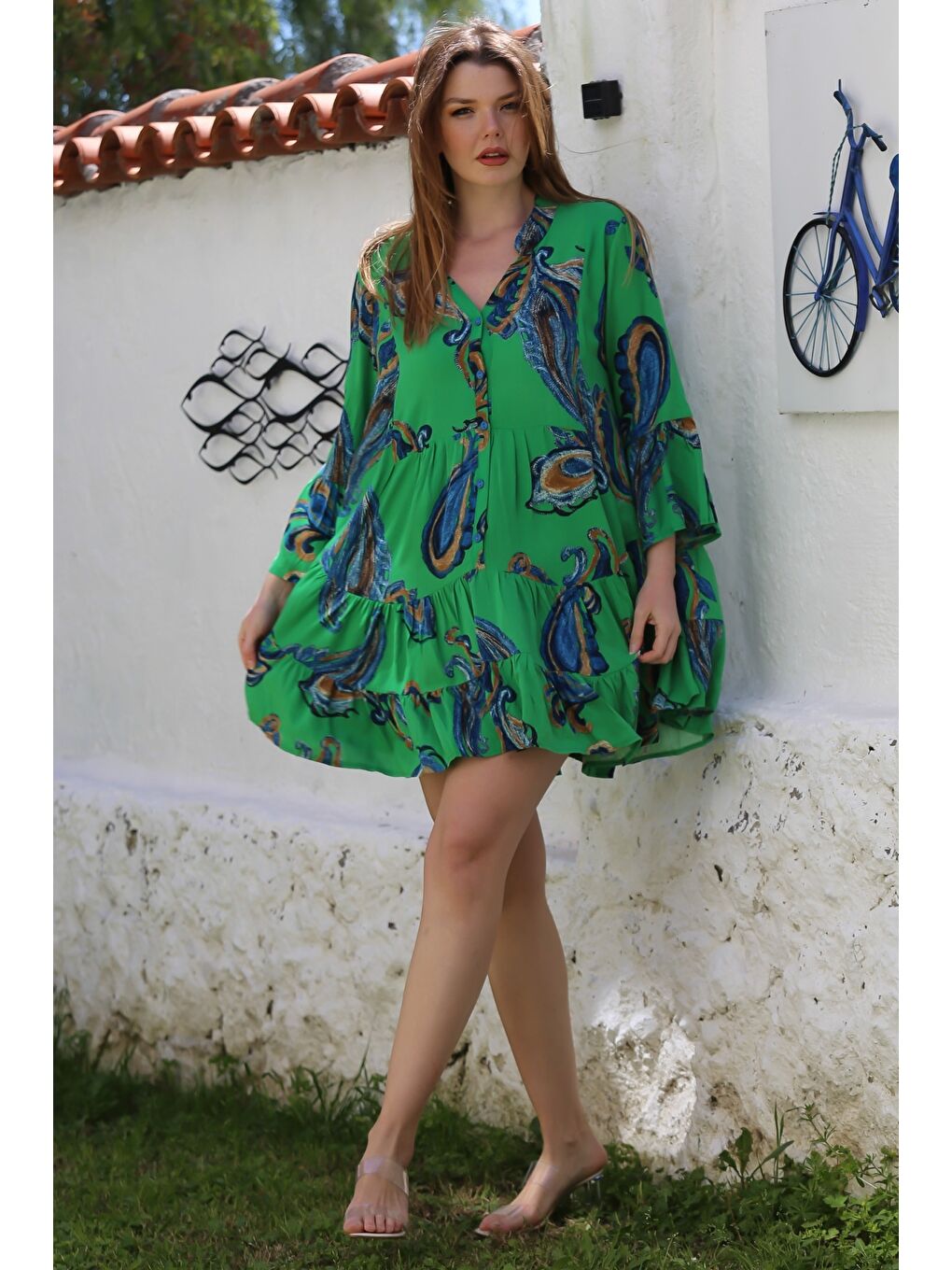 Yeşil V Yaka Fırfırlı Kol Şal Desenli Düğmeli Eteği Fırfırlı Casual Viskon Dokuma Elbise 95 60-1