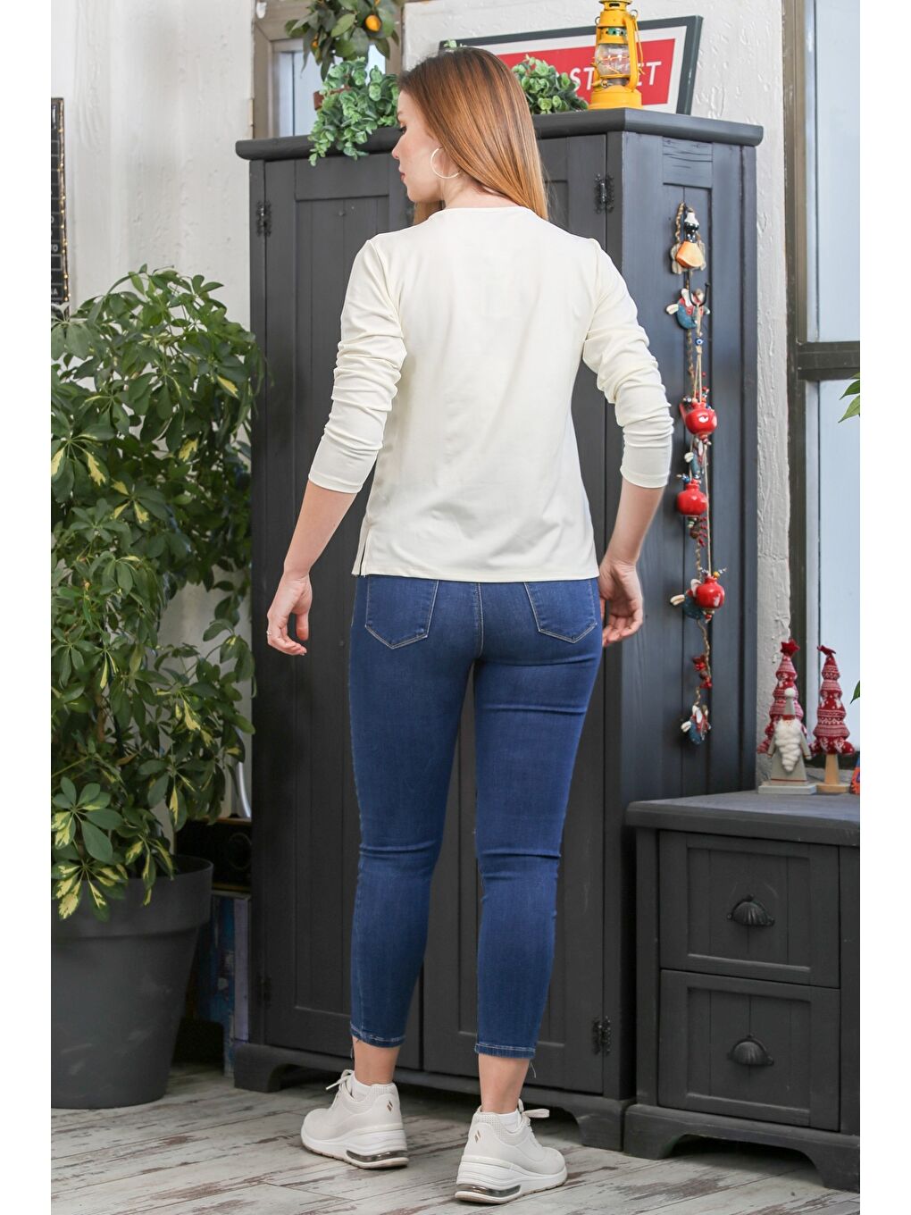 Bej V Yaka Uzun Kol Yırtmaçlı Casual Örme Bluz-4