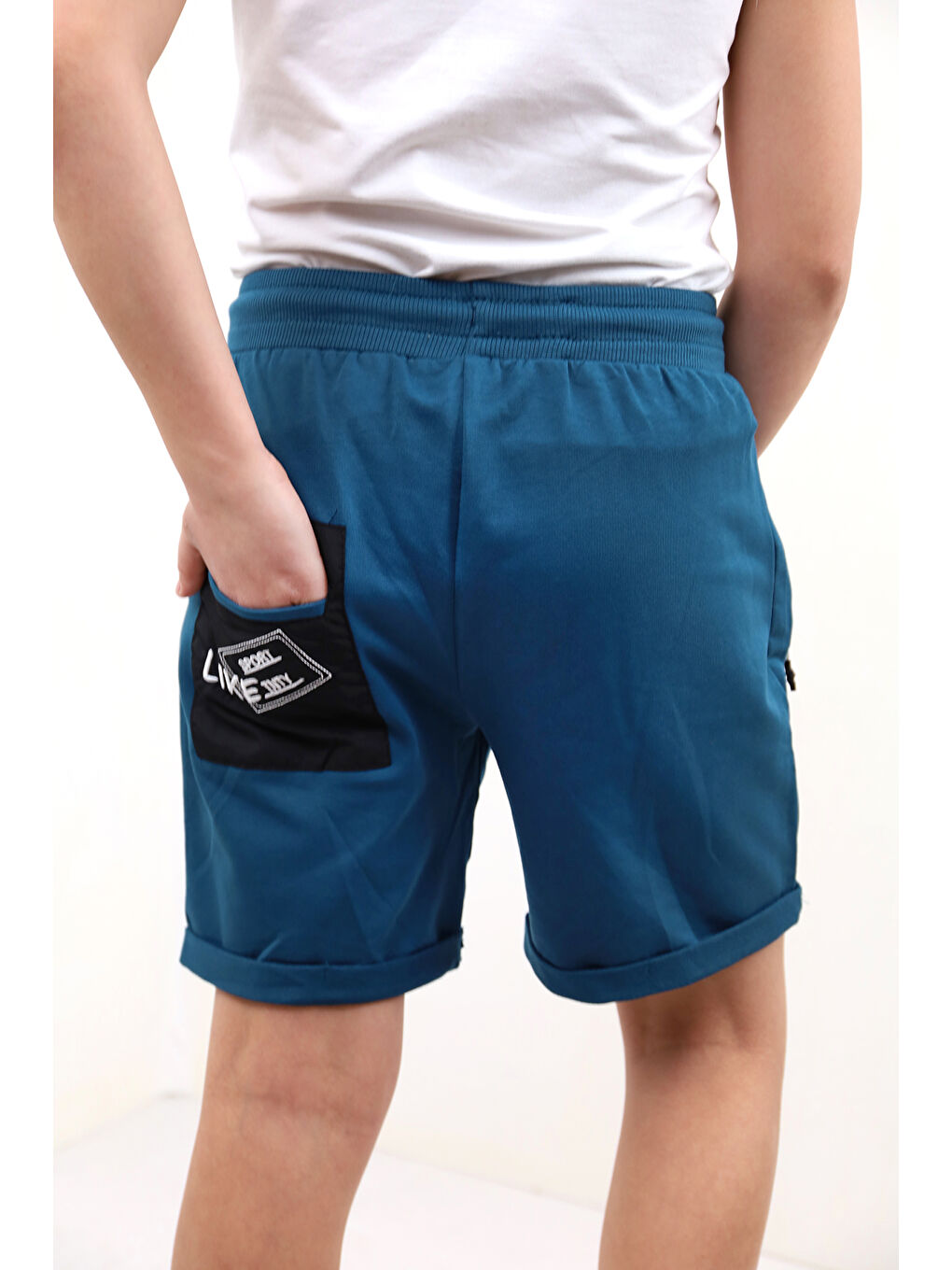Petrol Erkek Çocuk Arka Cep Detaylı Sport Like Tnty Nakışlı Şort-1