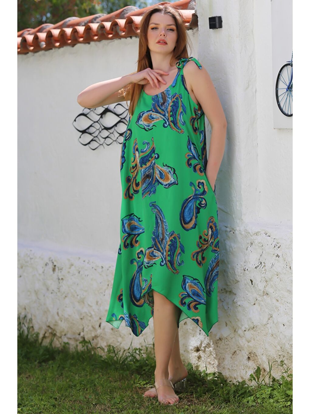 Yeşil Yakasız Askılı Şal Desenli Gizli Cepli Casual Viskon Dokuma Elbise 125 58