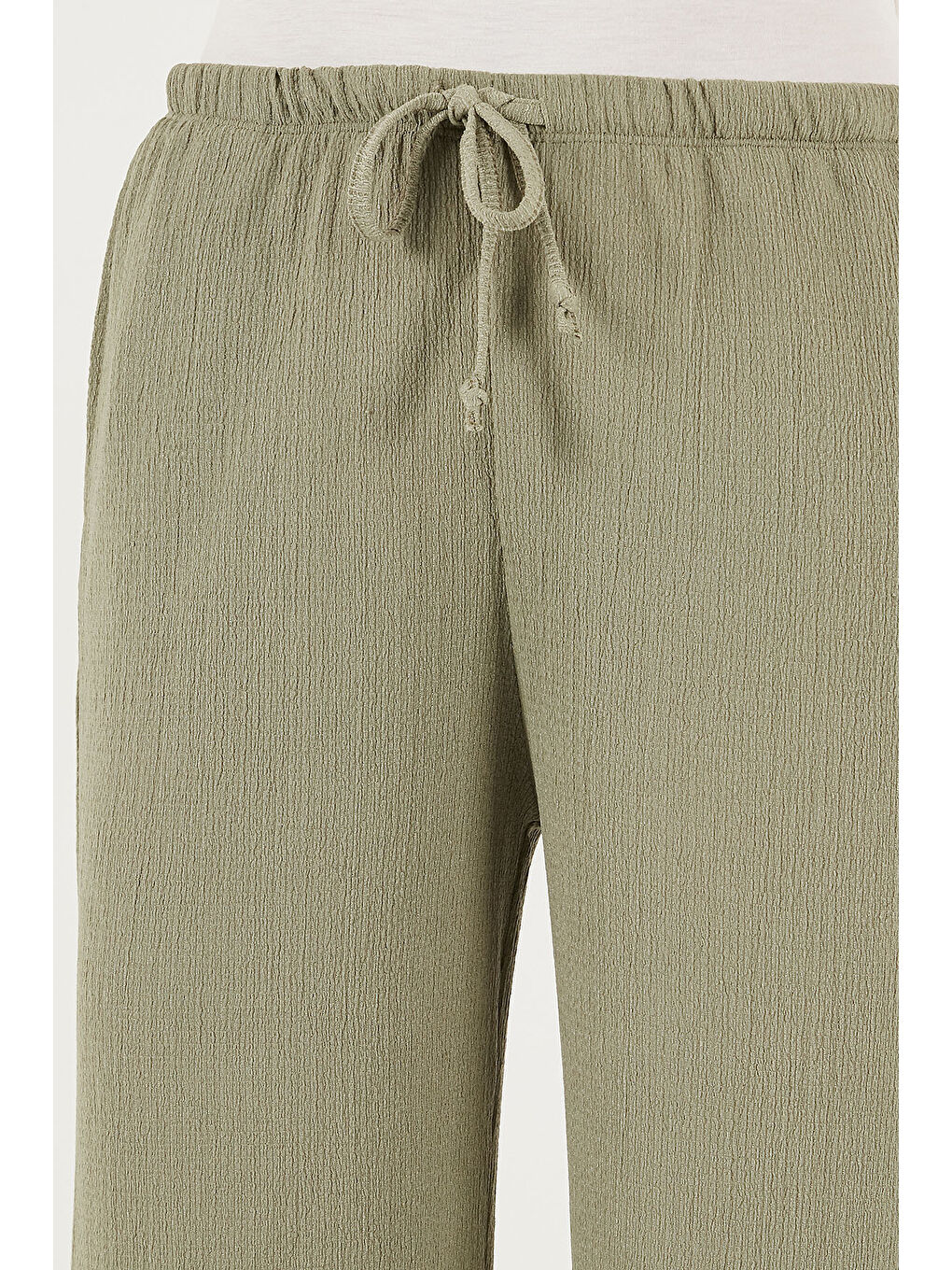 Yeşil Regular Fit Normal Bel Geniş Paça Pantolon 5866117-5