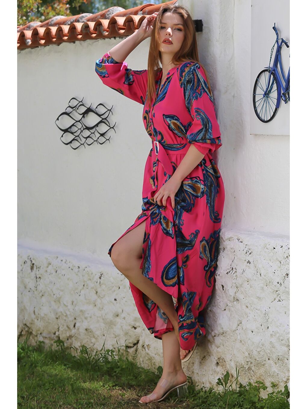 Fuşya Hakim Yaka Balon Kol Şal Desenli Düğmeli Eteği Fırfırlı Kemerli Casual Dokuma Elbise 145 65-4