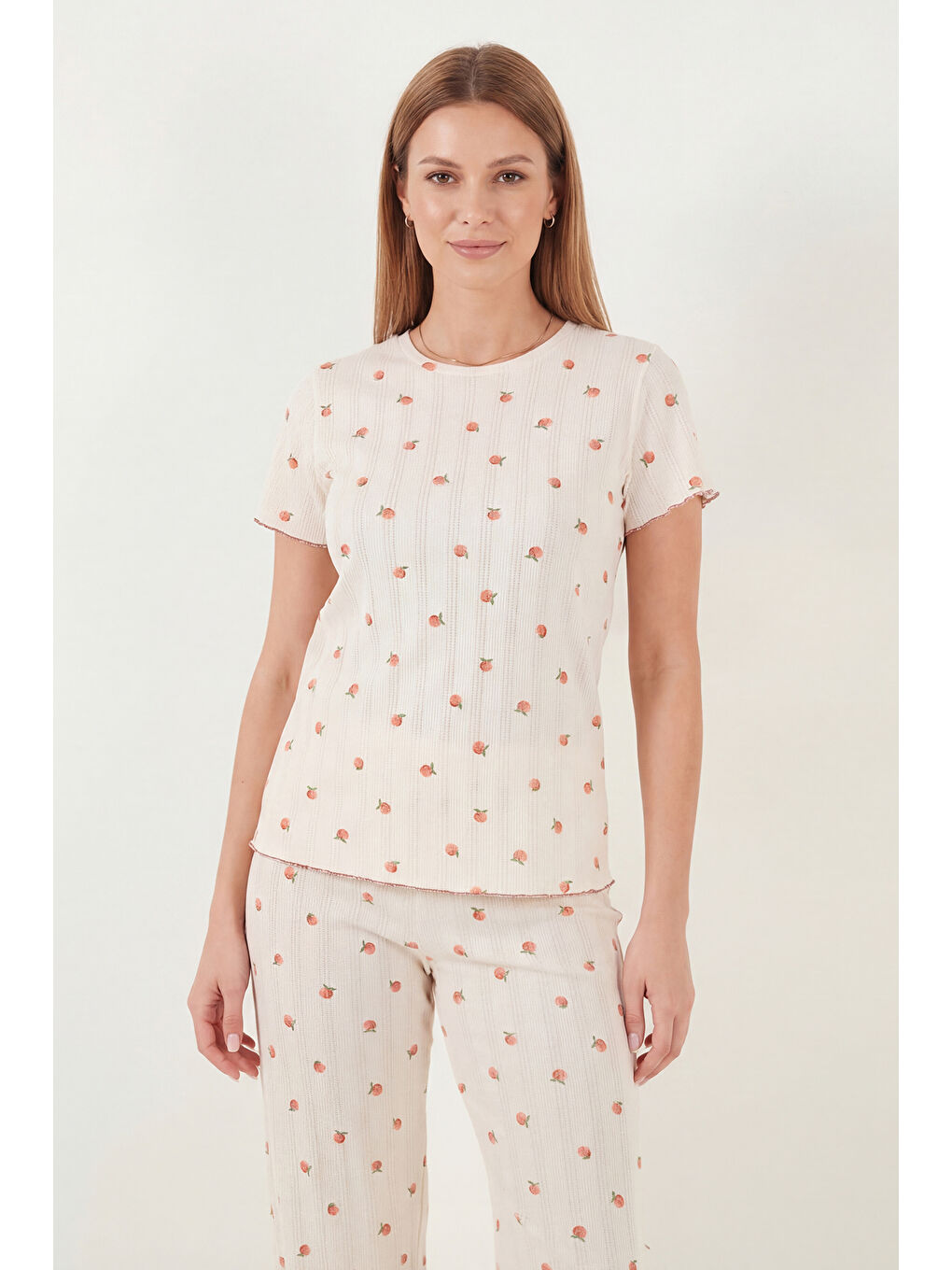 Ekru Pamuklu Regular Fit Bisiklet Yaka Kısa Kollu Desenli Rahat Pijama Takımı 65770753-2