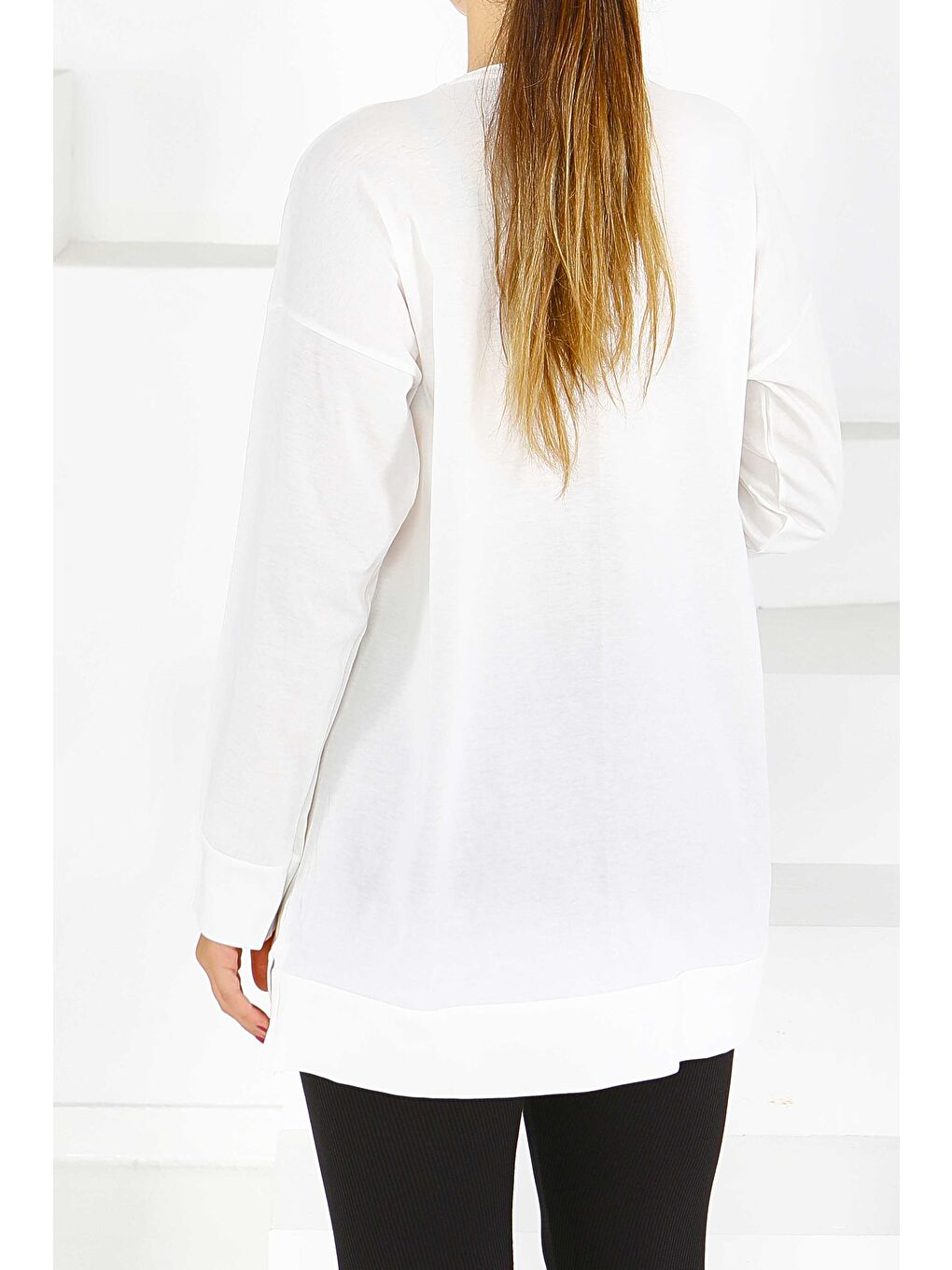 Uzun Kollu Baskılı Süprem Tunik Beyaz - 27590-3