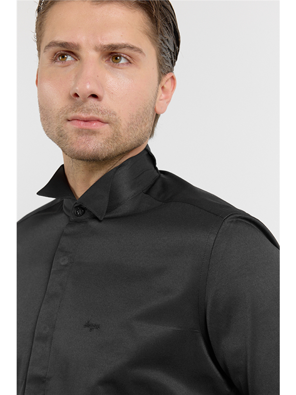 Siyah Ata Yaka Uzun Kol Cepsiz Slim Fit Pamuklu Gömlek 1004255915-3