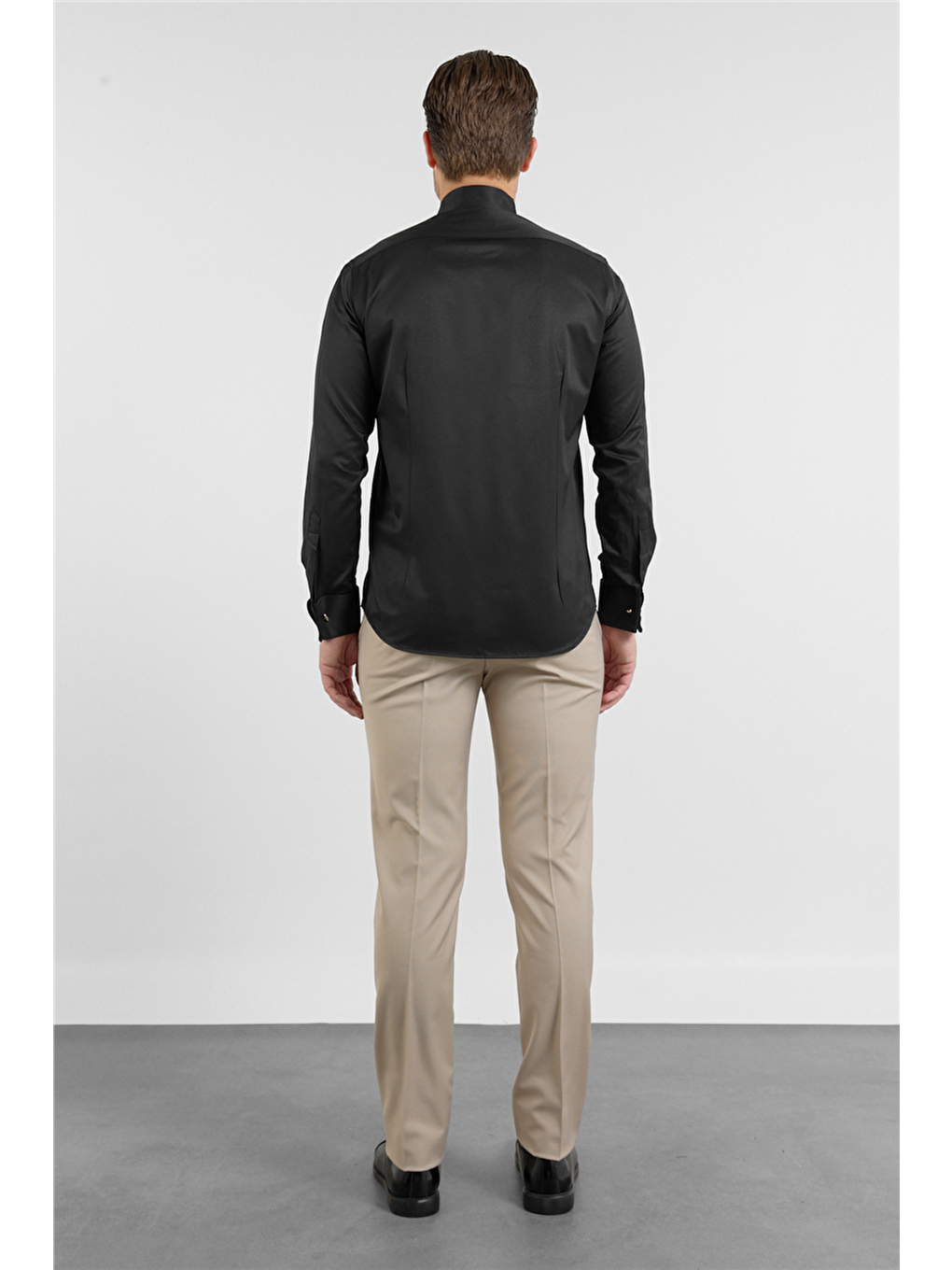 Siyah Ata Yaka Uzun Kol Cepsiz Slim Fit Pamuklu Gömlek 1004255915-4