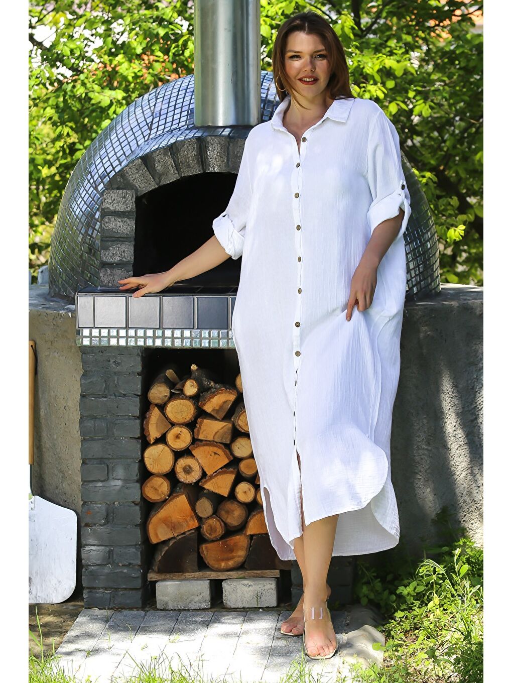 Beyaz Gömlek Yaka Düğmeli Uzun Kollu Gizli Cepli Casual Müslin Uzun Oversize Dokuma Elbise 135 68-2