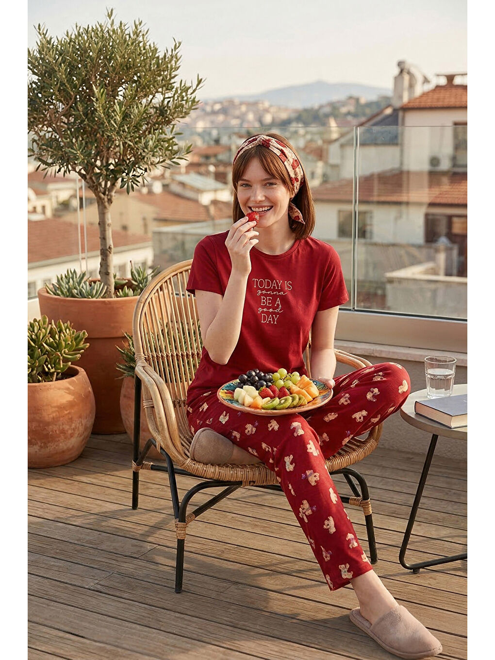 Kırmızı % 100 Pamuk Regular Fit Desenli Bisiklet Yaka Kadın Pijama Takımı 65790784