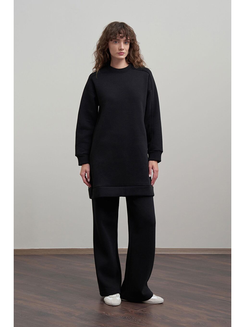 Siyah-Pamuklu Uzun Kollu Sweatshirt-1