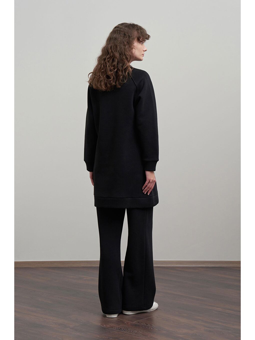 Siyah-Pamuklu Uzun Kollu Sweatshirt-3