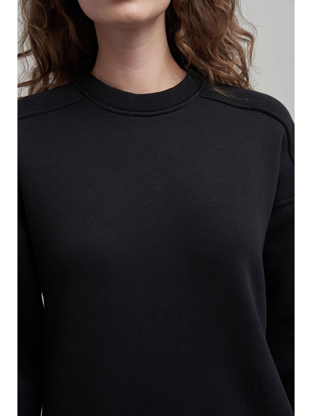 Siyah-Pamuklu Uzun Kollu Sweatshirt-4