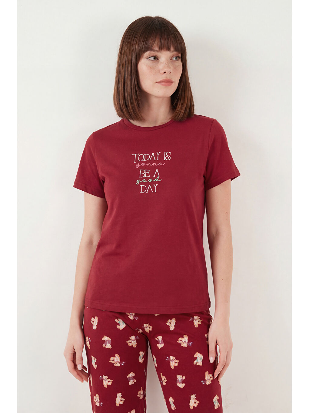 Kırmızı % 100 Pamuk Regular Fit Desenli Bisiklet Yaka Kadın Pijama Takımı 65790784-4