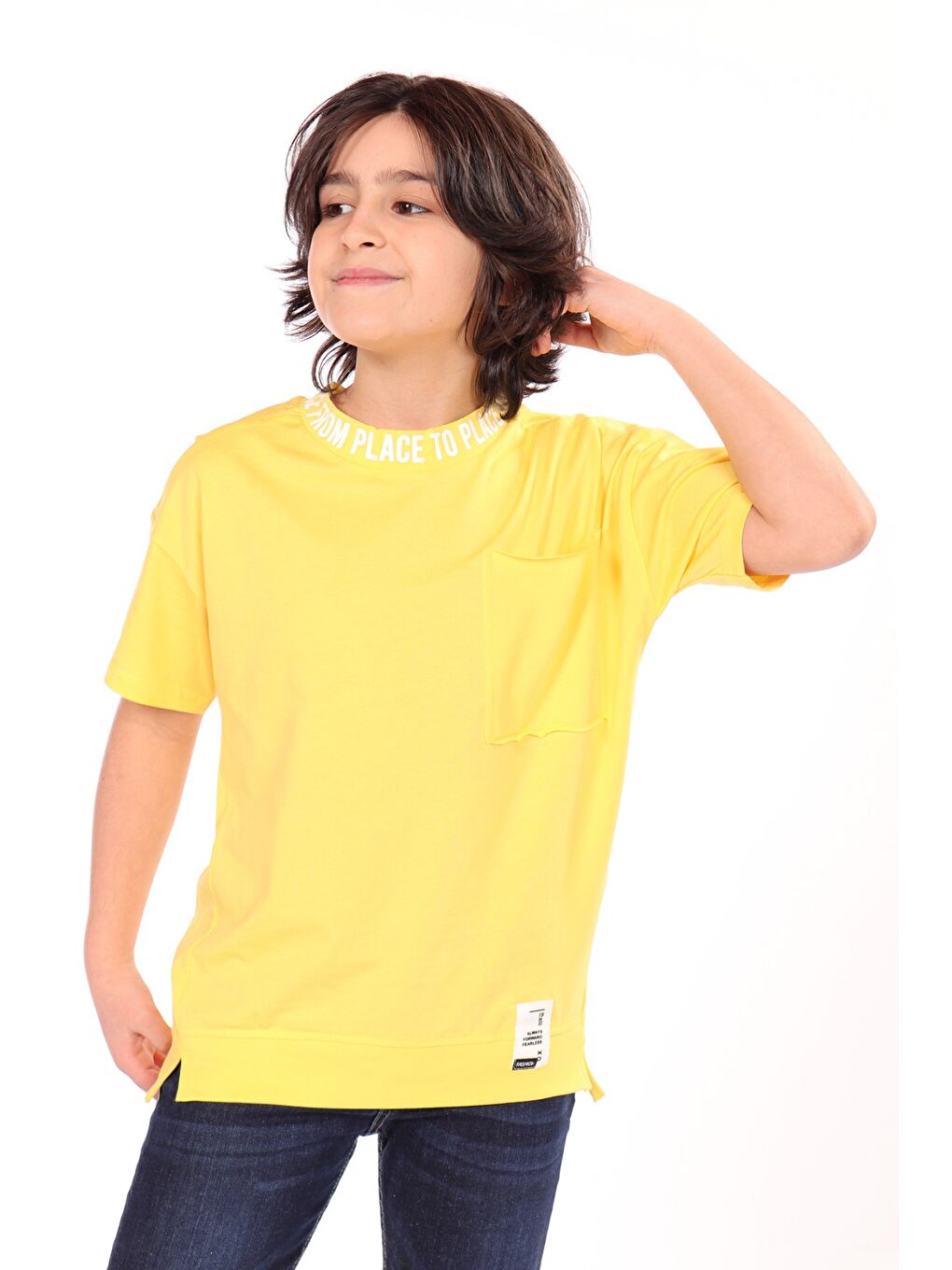 Sarı Erkek Çocuk Yaka Baskılı Göğsü Cepli Tişört
