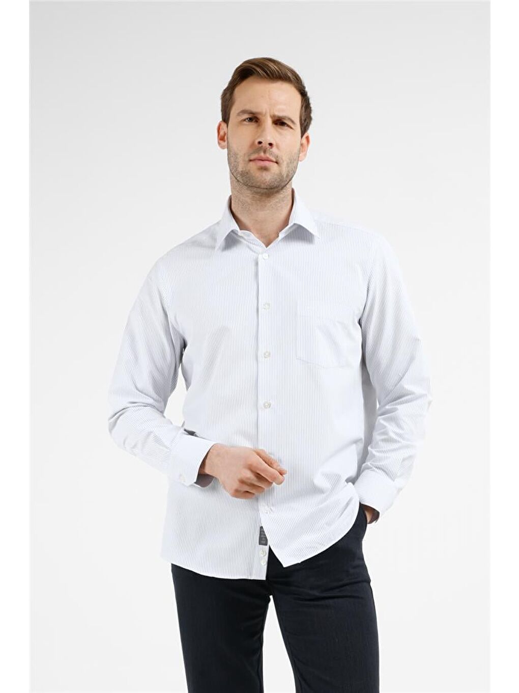 Beyaz-Mavi Çizgili Desen Sert Yaka Uzun Kol Cepli Comfort Fit Pamuklu Gömlek 1004255278-2