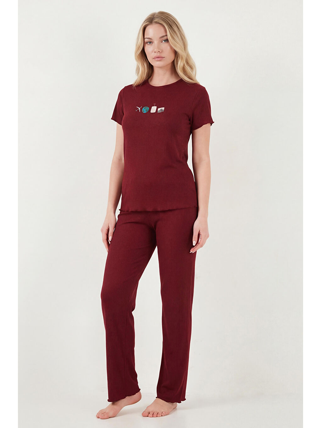 Bordo Regular Fit Desenli Bisiklet Yaka Kısa Kollu Kadın Pijama Takımı 65770823-1