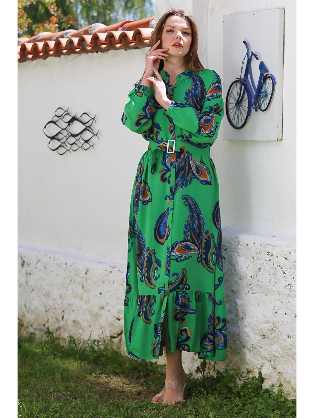Yeşil Hakim Yaka Balon Kol Şal Desenli Düğmeli Eteği Fırfırlı Kemerli Casual Dokuma Elbise 145 65-2