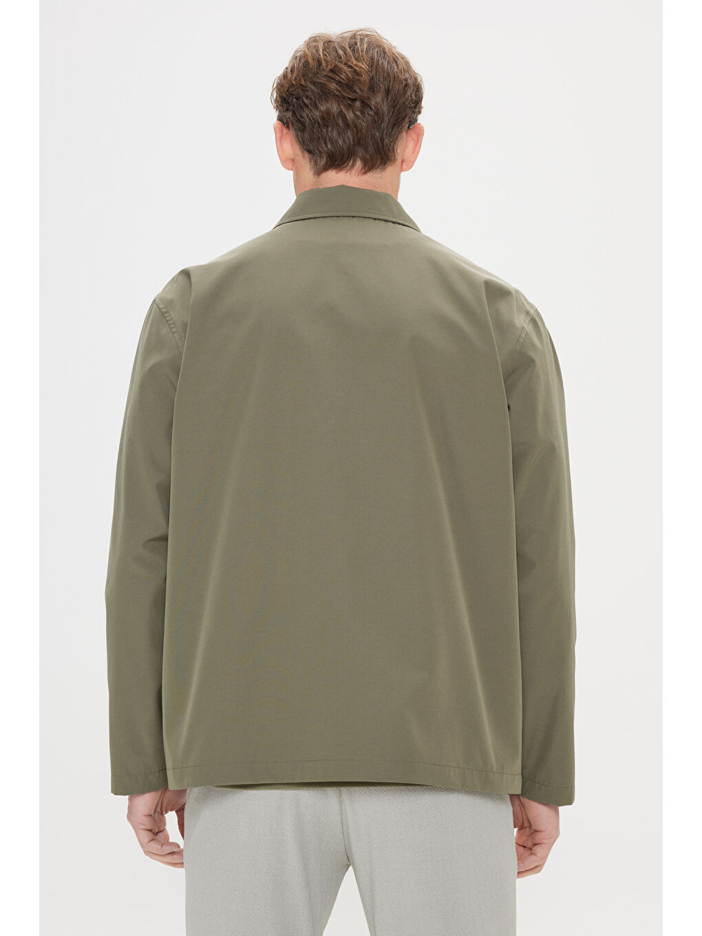 Erkek Haki Standart Fit Normal Kesim Gömlek Yaka Cepli Rahat Mont-5