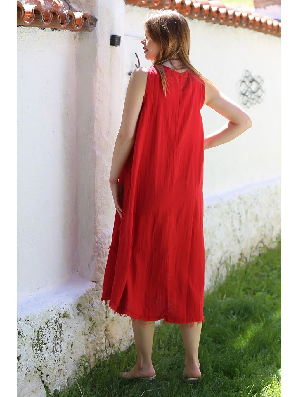 Kırmızı Havuz Yaka Kolsuz Pis Dikişli Casual Müslin Dokuma Elbise 120 63-4