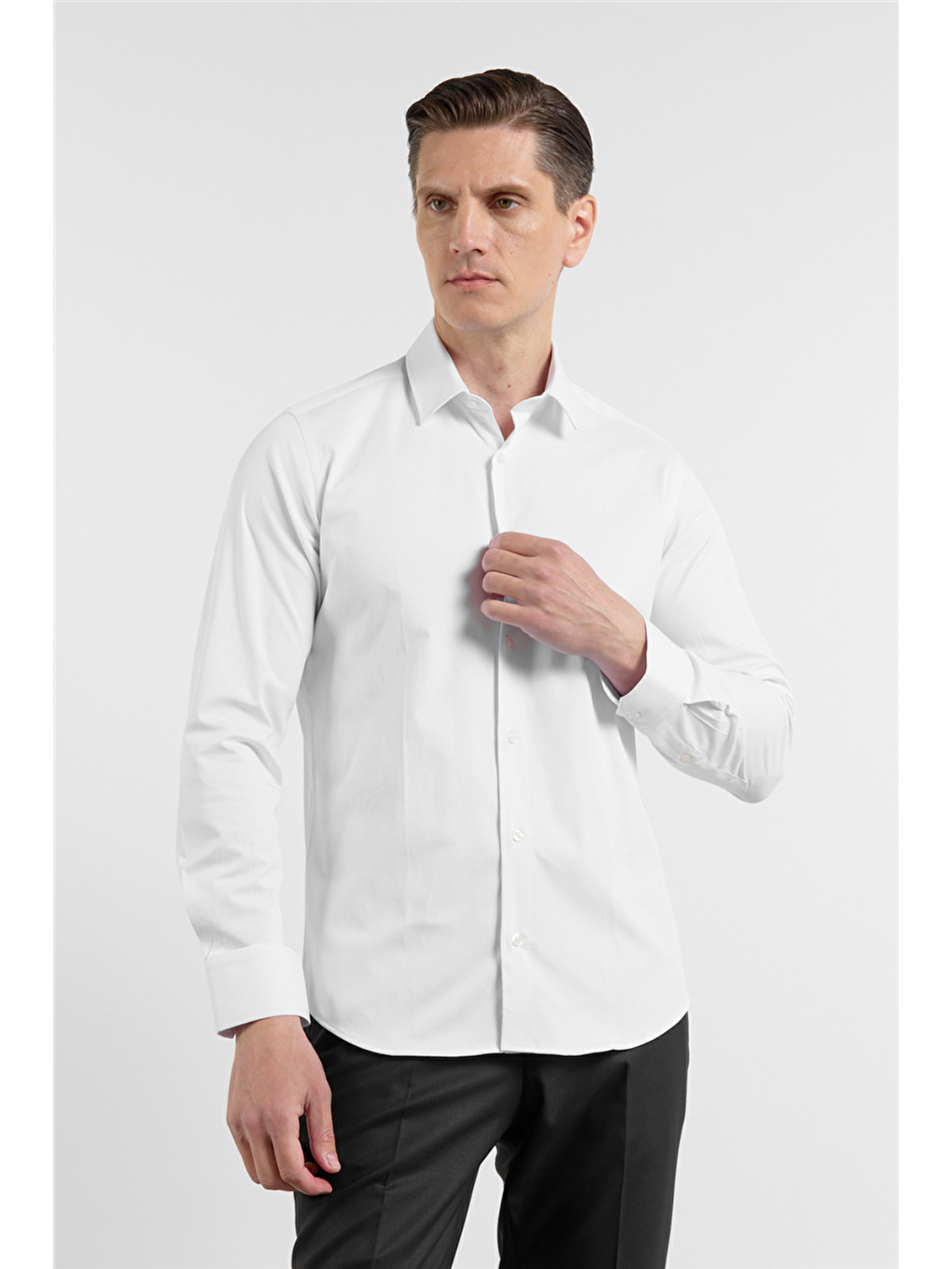 Beyaz Sert Yaka Uzun Kol Cepsiz Slim Fit Pamuklu Gömlek 1004255228-2