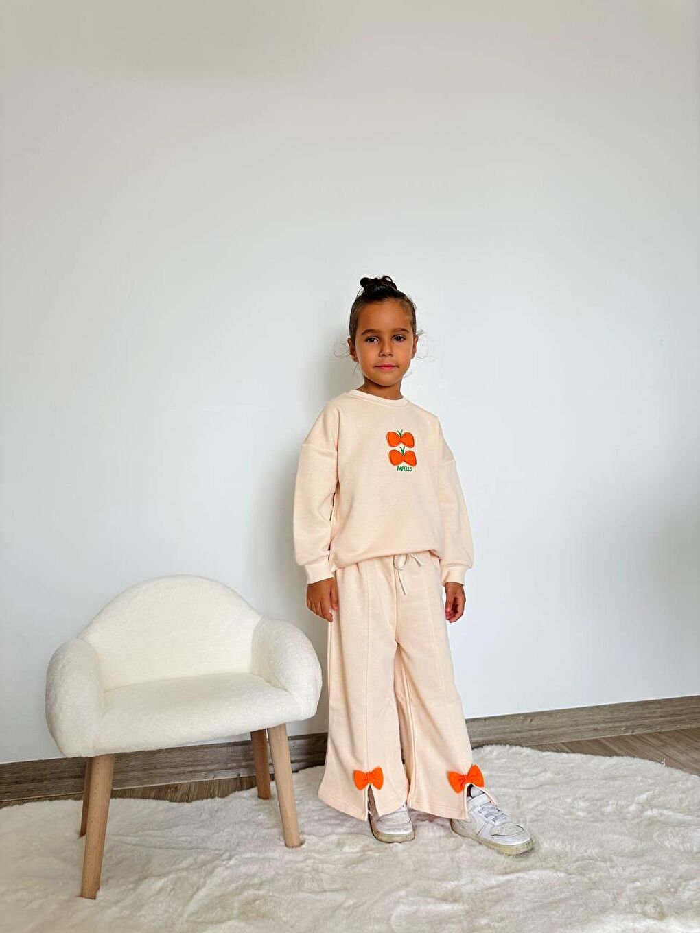 Ekru Kız Çocuk Pamuklu Bej Turuncu Fiyonk Detaylı Eşofman Takımı-1