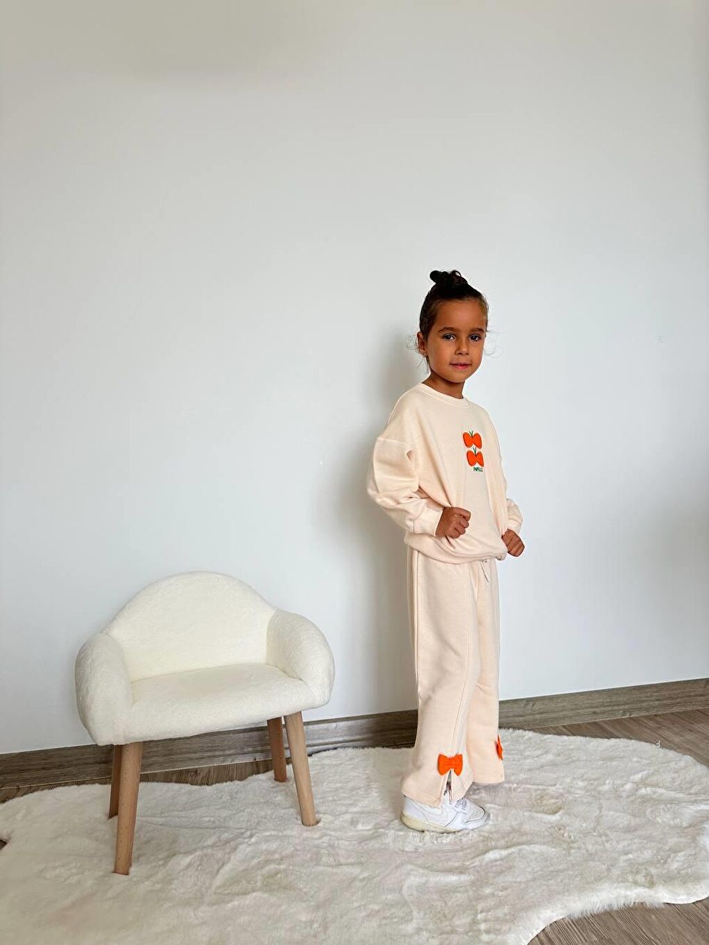 Ekru Kız Çocuk Pamuklu Bej Turuncu Fiyonk Detaylı Eşofman Takımı-2