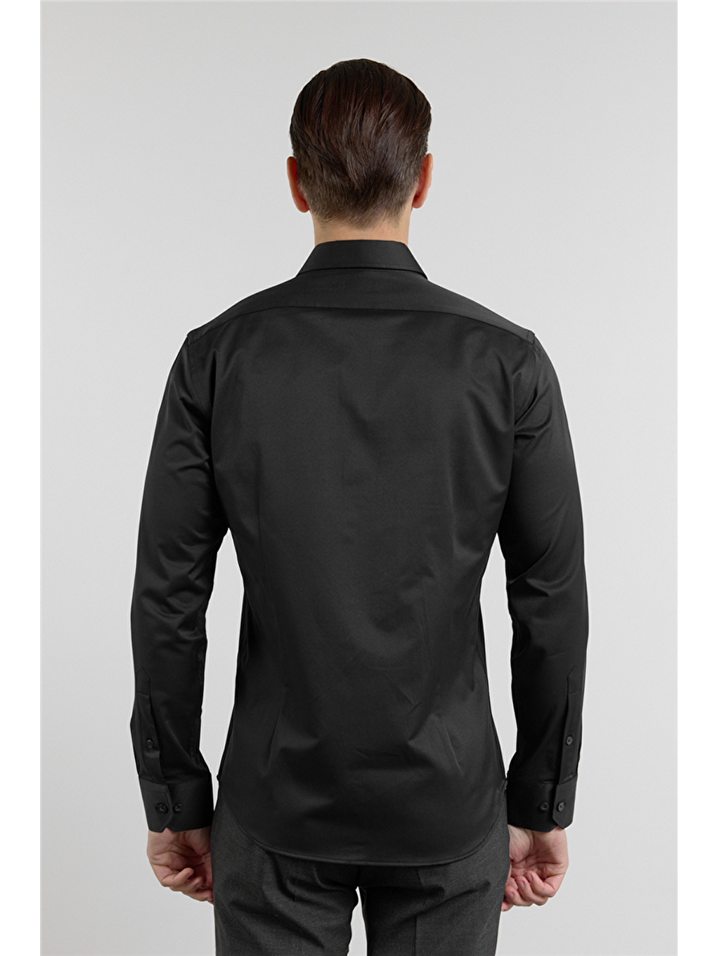Siyah Sert Yaka Uzun Kol Cepsiz Slim Fit Pamuklu Gömlek 1004255228-4