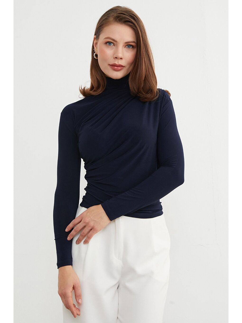 Lacivert Drapeli Balıkçı Yaka Bluz-2