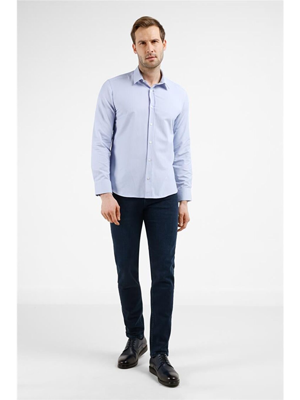 Beyaz - İndigo Mavi Çizgili Desen Sert Yaka Uzun Kol Cepsiz Slim Fit Pamuklu Gömlek 1004255282-1