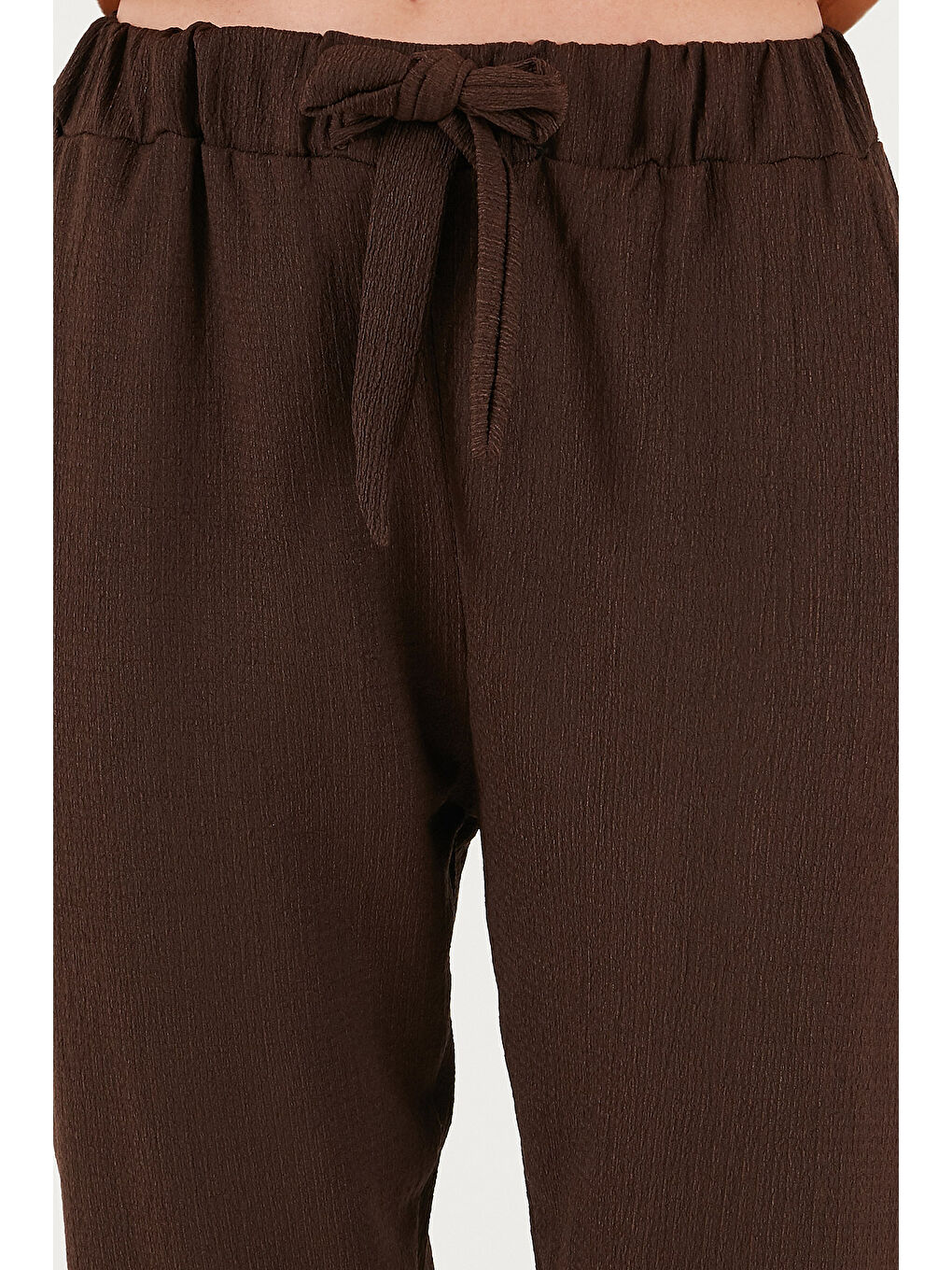 Kahverengi Belden Bağlamalı Cepli Kısa Paça Dar Kesim Pantolon 5869017-5