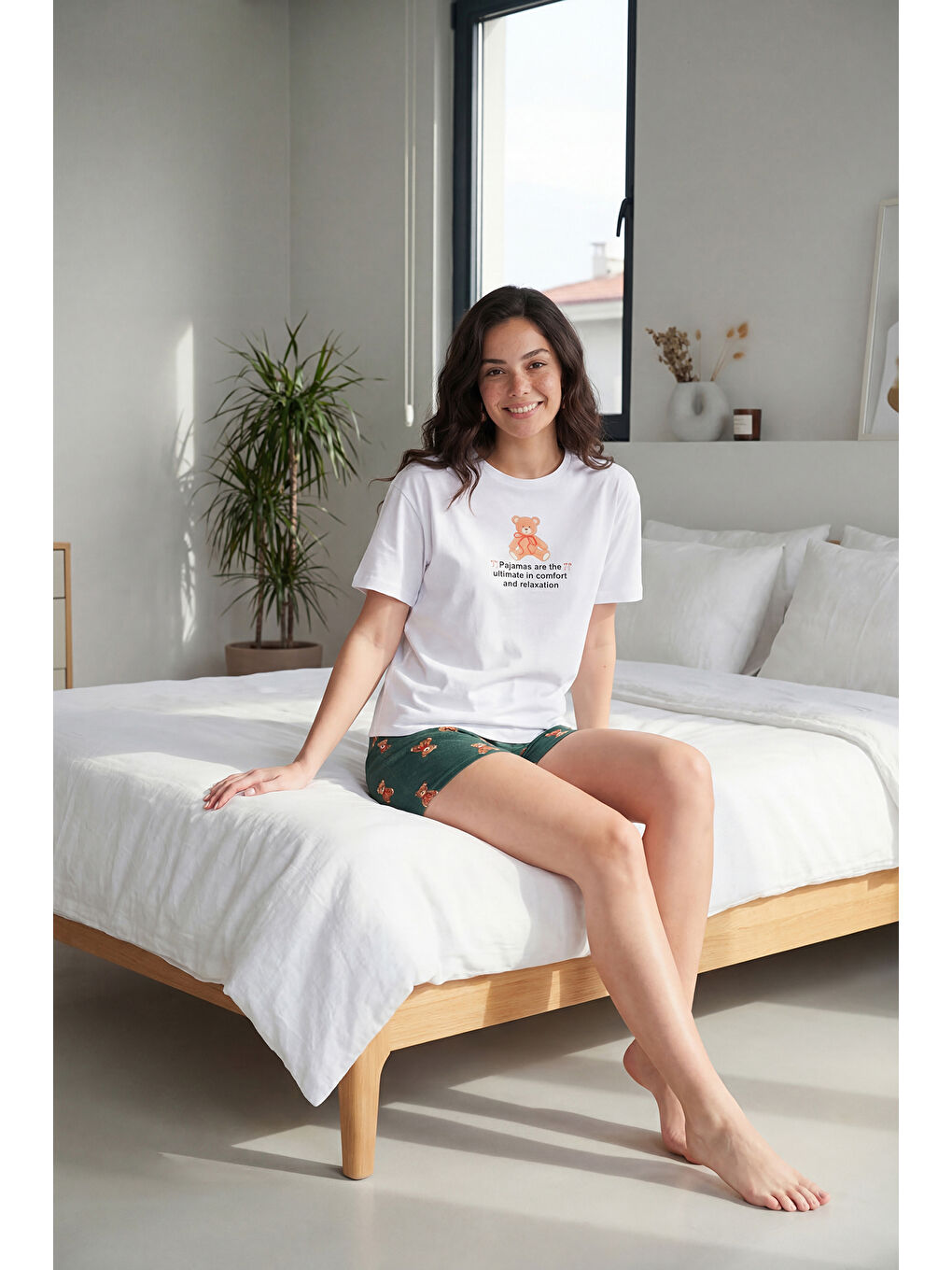 Beyaz % 100 Pamuk Regular Fit Desenli Şortlu Kadın Pijama Takımı 65790782