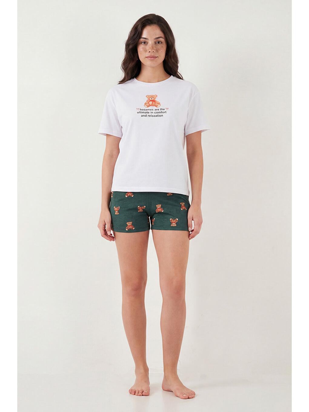 Beyaz % 100 Pamuk Regular Fit Desenli Şortlu Kadın Pijama Takımı 65790782-1