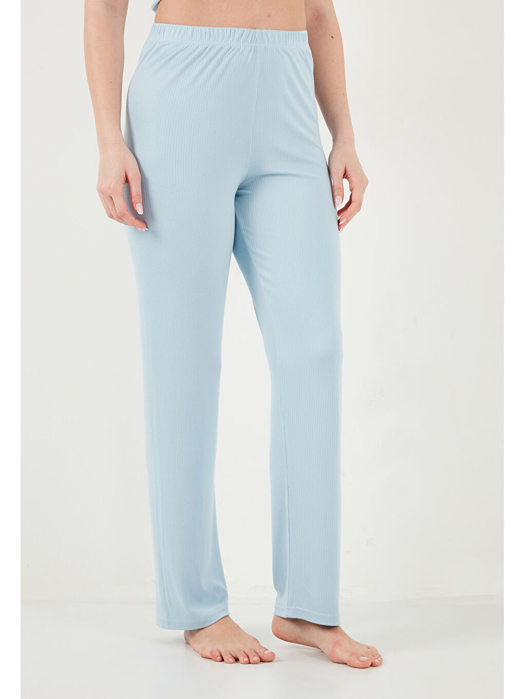 Mavi Regular Fit Güpür Detaylı Askılı Yuvarlak Yaka Kadın Pijama Takımı 65770822-4