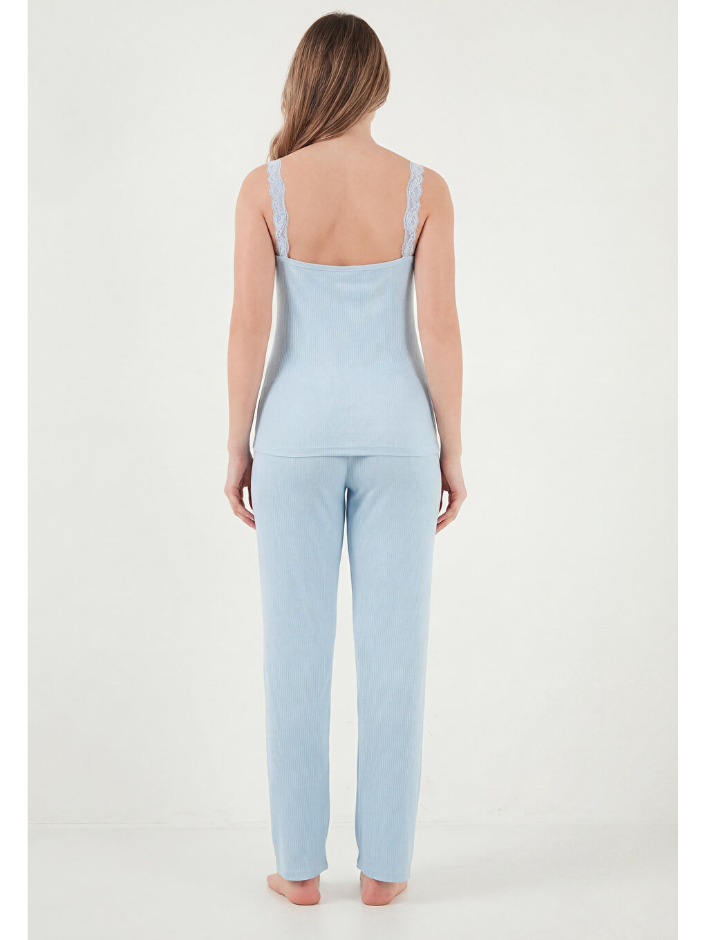 Mavi Regular Fit Güpür Detaylı Askılı Yuvarlak Yaka Kadın Pijama Takımı 65770822-5