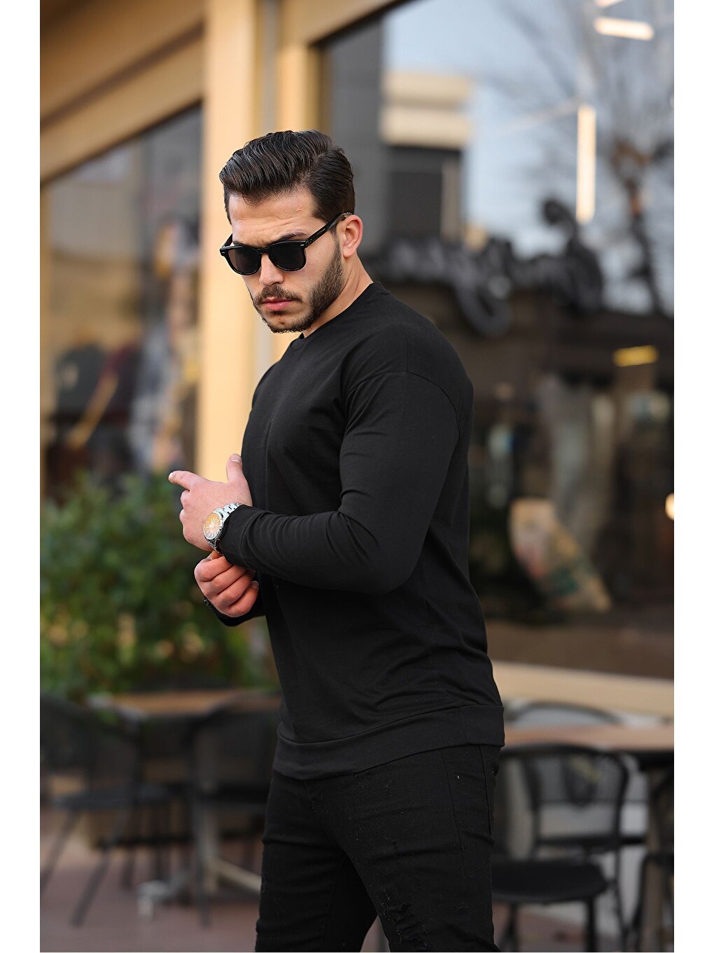 Siyah Sıfır Yaka Oversize Sweatshirt-2