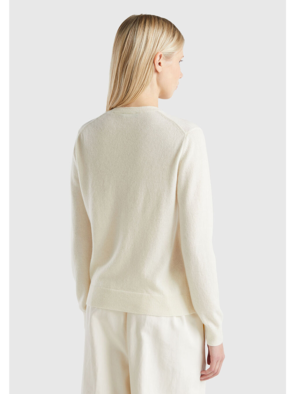 Ekru Kadın Krem %100 Kaşmir Yuvarlak Yaka Önü Düğme İliklemeli Hırka-2