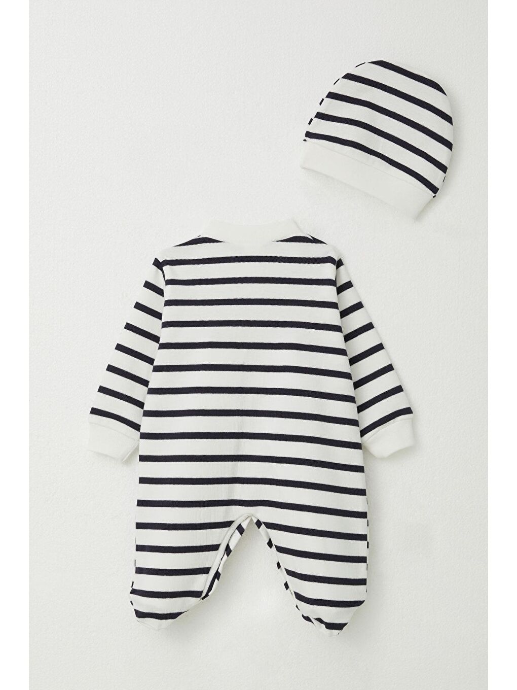 Erkek Bebek Patikli Tulum Çizgili Beyaz (4-6 Ay)-1