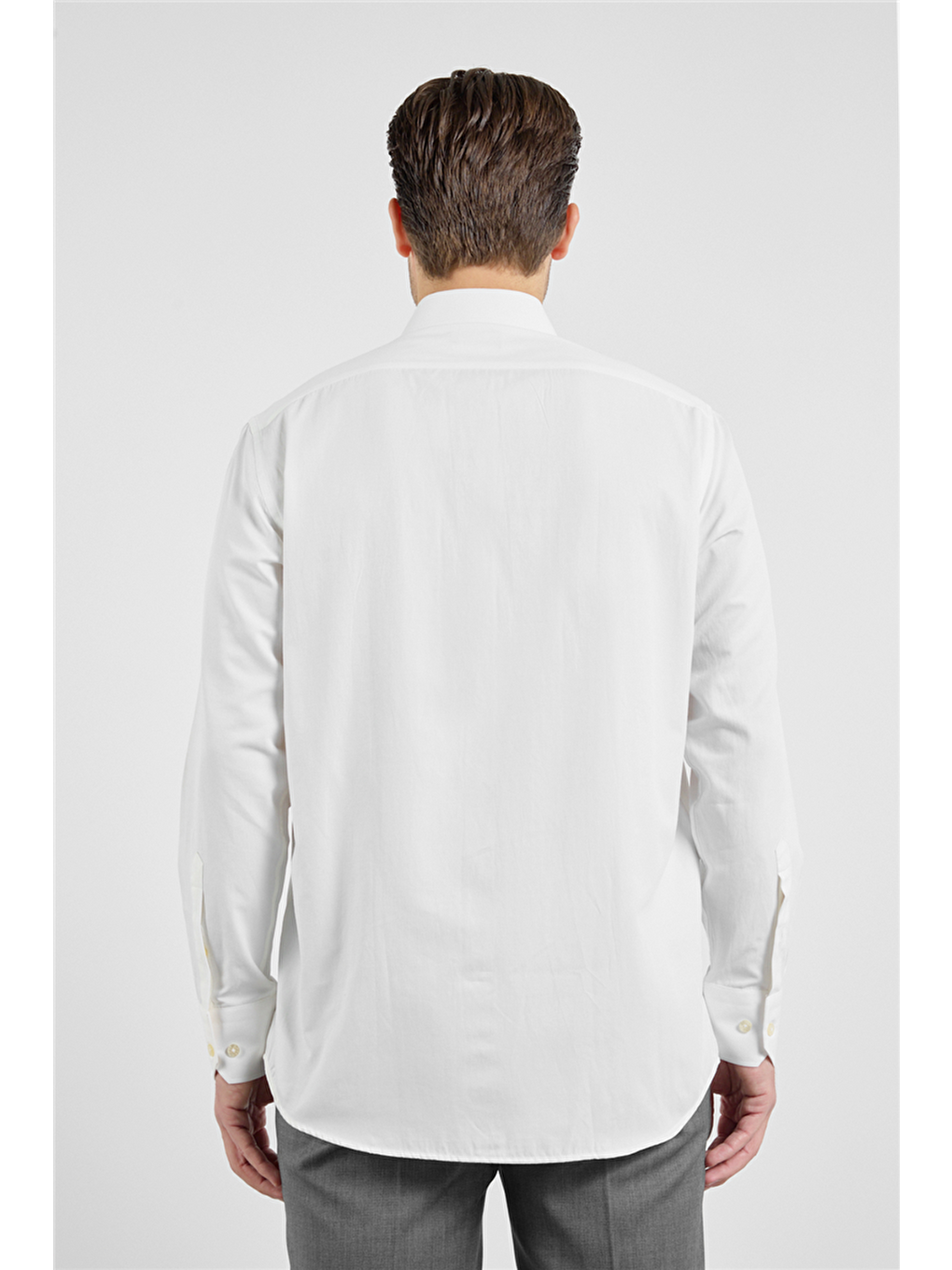 Ekru Krem Sert Yaka Uzun Kol Cepsiz Comfort Fit Pamuklu Gömlek 1004255914-4