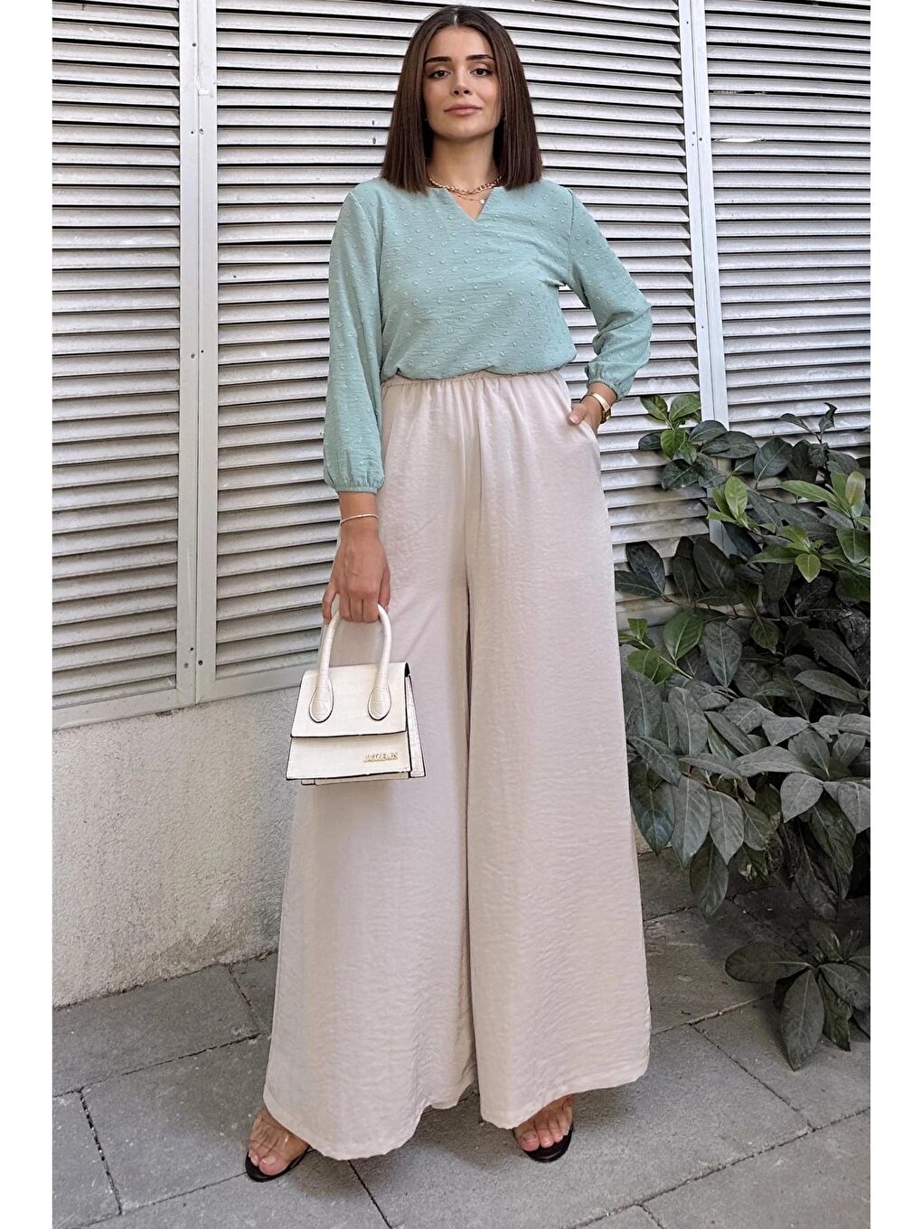 Bej Beli Lastikli İspanyol Bol Paça Pantolon