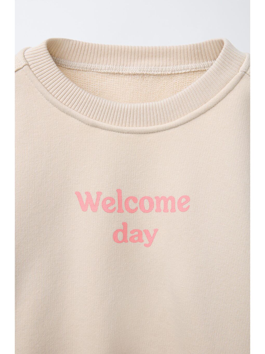 Ekru Kız Çocuk Pamuklu Krem Welcome Day Sweatshirt Ve Fırfır Paça Pantolon Takım - Rahat Günlük Stil-5