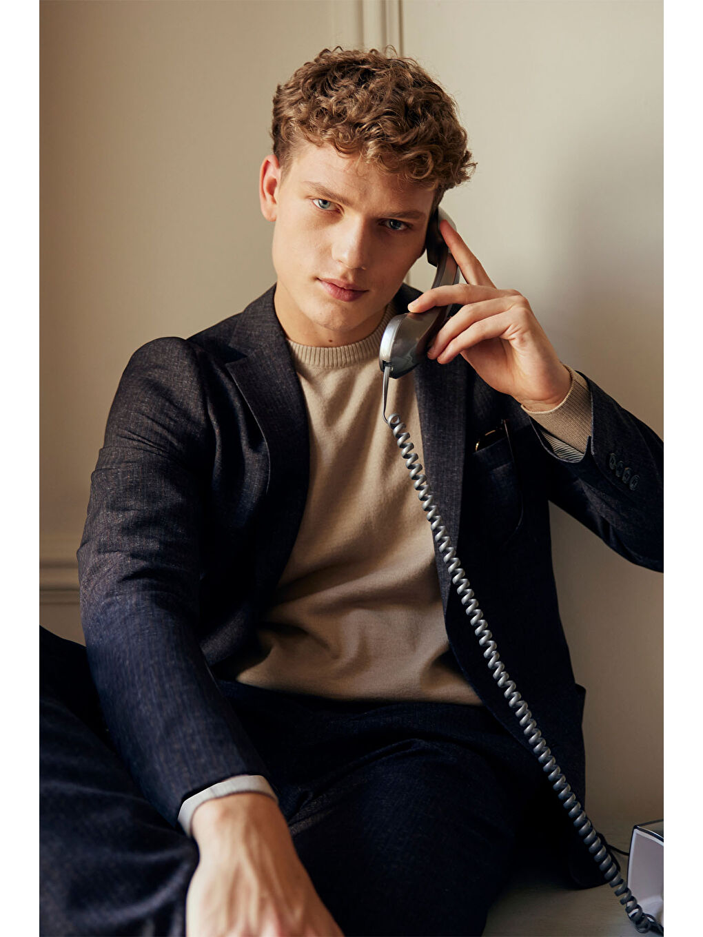 Erkek Lacivert Slim Fit Dar Kesim Kırlangıç Yaka Desenli Takım Elbise-2