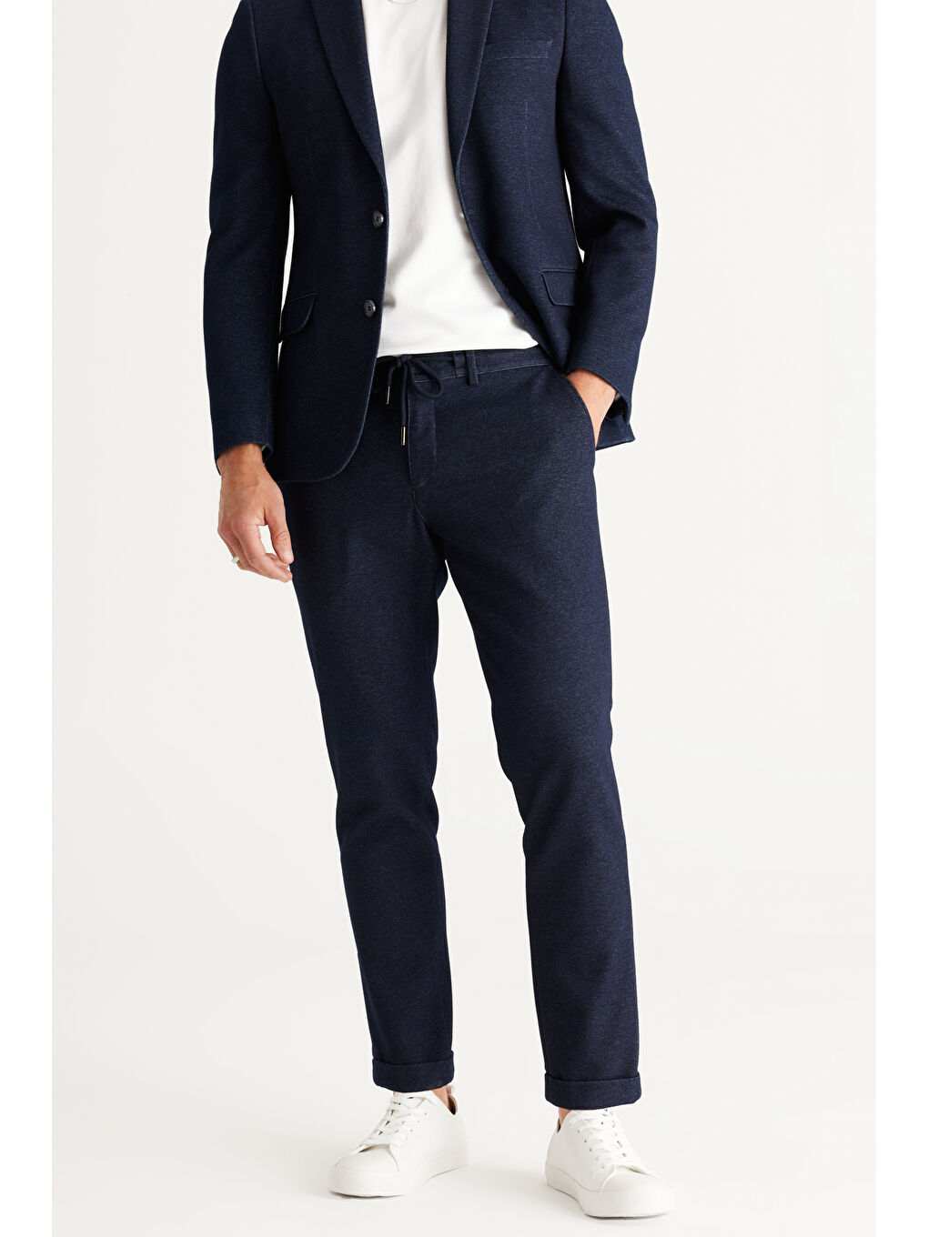 Erkek Lacivert Slim Fit Dar Kesim Kırlangıç Yaka Desenli Takım Elbise-5