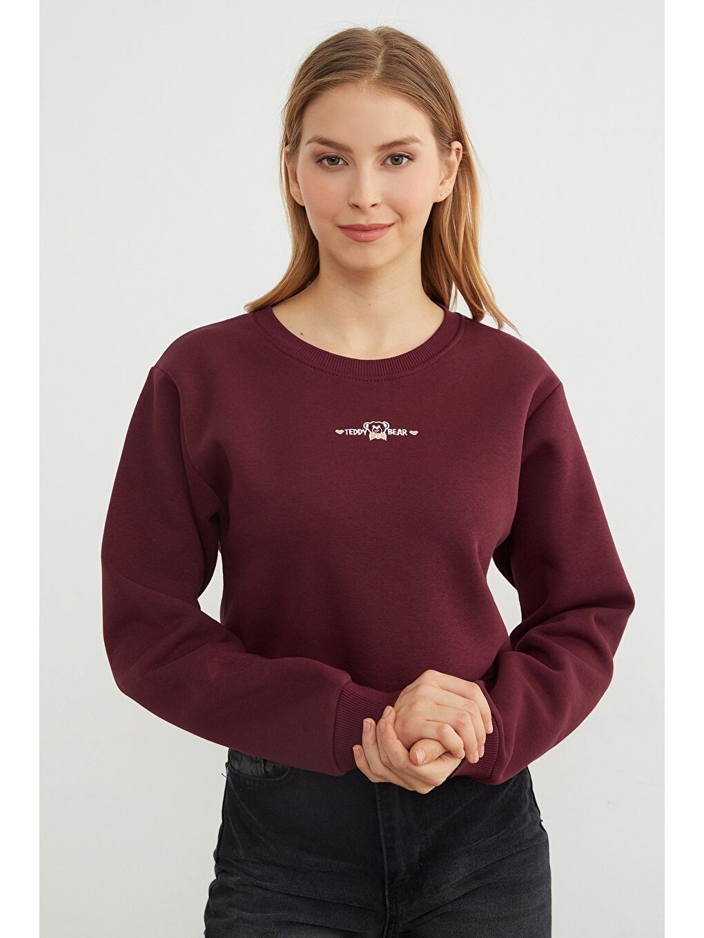 Bordo 3 İplik Ayıcık Nakışlı Crop Sweatshirt-1